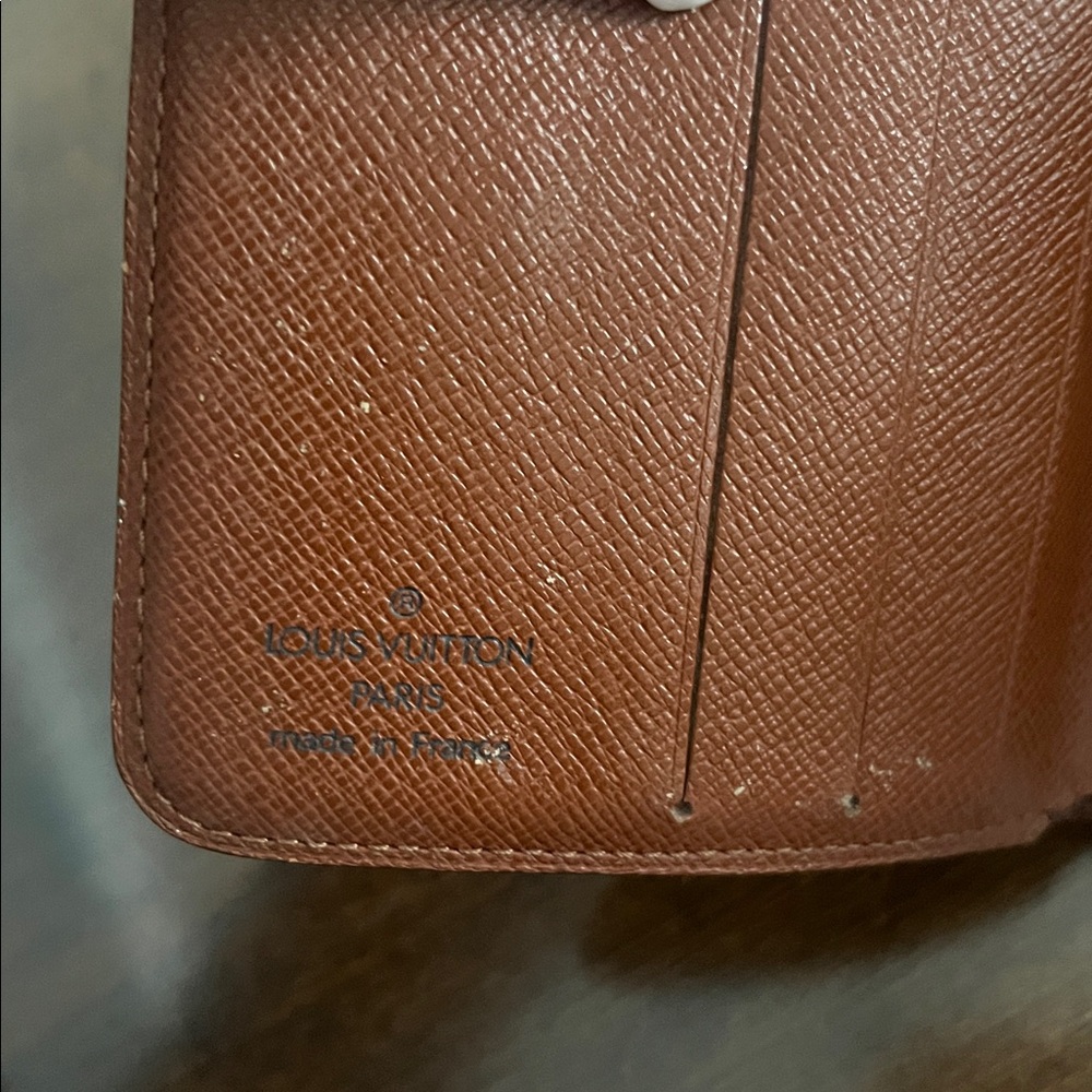 Louis Vuitton Monogram Wallet - Picture 5 of 11